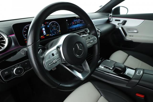 Mercedes Benz Cla image 5