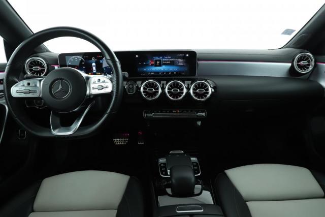 Mercedes Benz Cla image 8