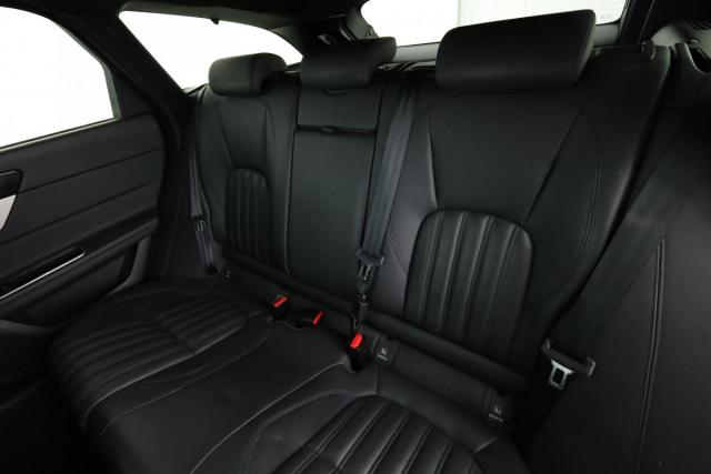 Jaguar Xf image 6