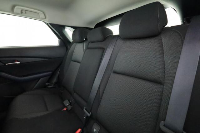 Mazda Cx-30 image 1