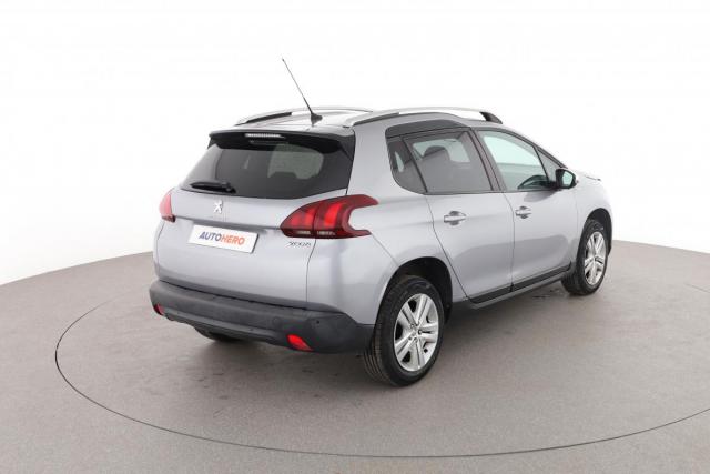Peugeot 2008 image 1