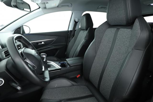 Peugeot 3008 image 4