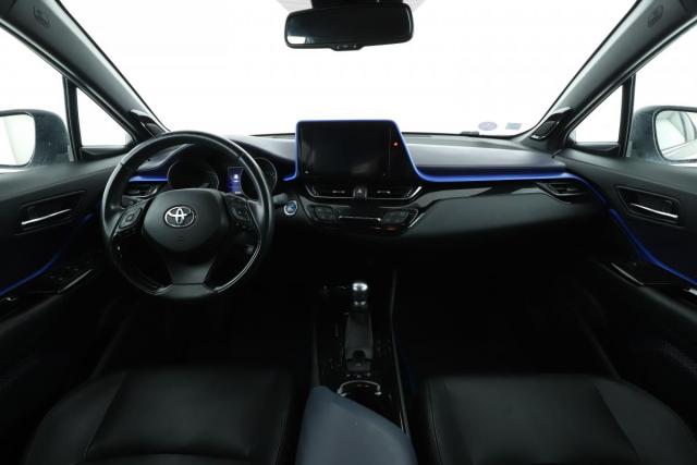 Toyota C-Hr image 3