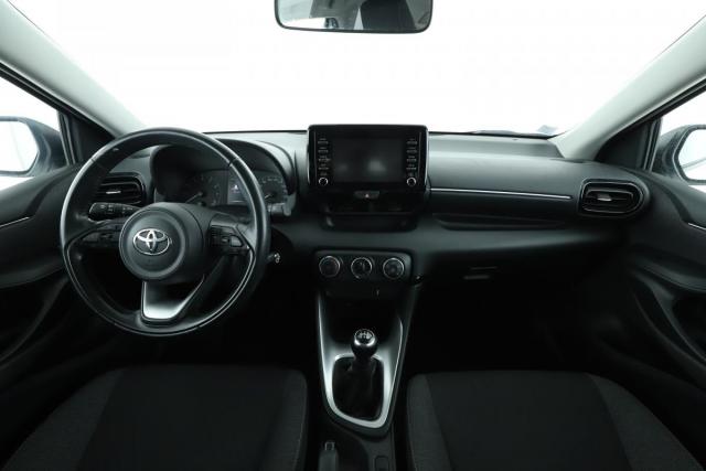 Toyota Yaris image 8