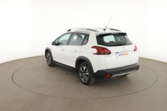 Peugeot 2008 image 3