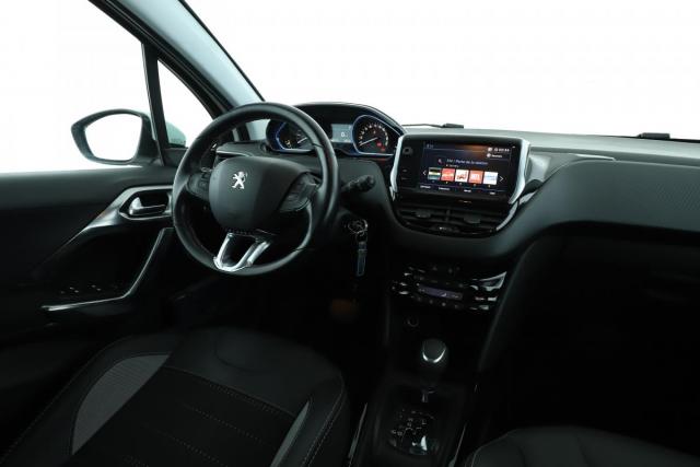 Peugeot 2008 image 4