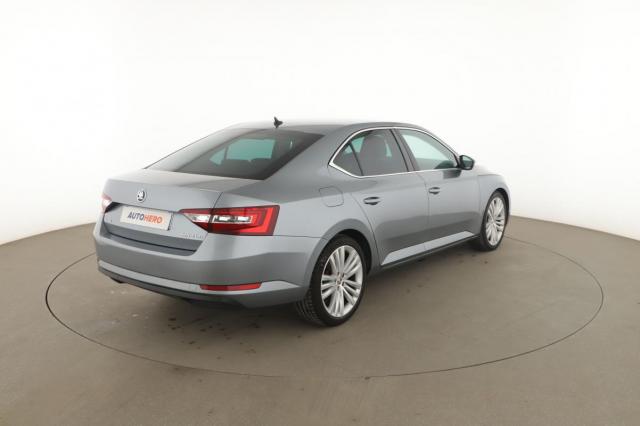 Skoda Superb image 5