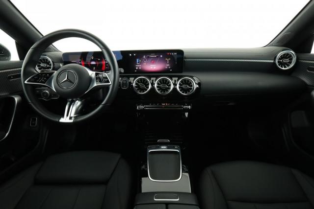 Mercedes Benz Cla Shooting Brake image 2
