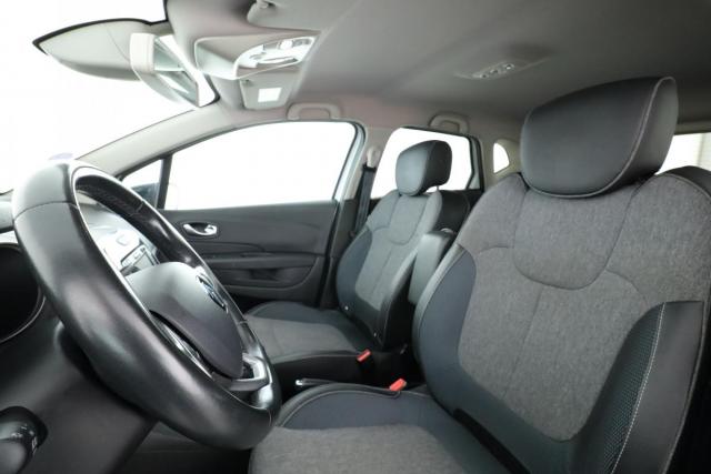 Renault Captur image 8