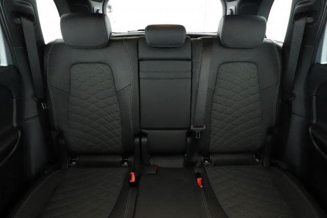 Mercedes Benz Glb image 3