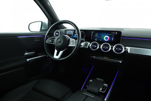 Mercedes Benz Glb image 9