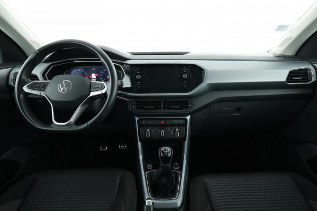 Volkswagen T-Cross image 1