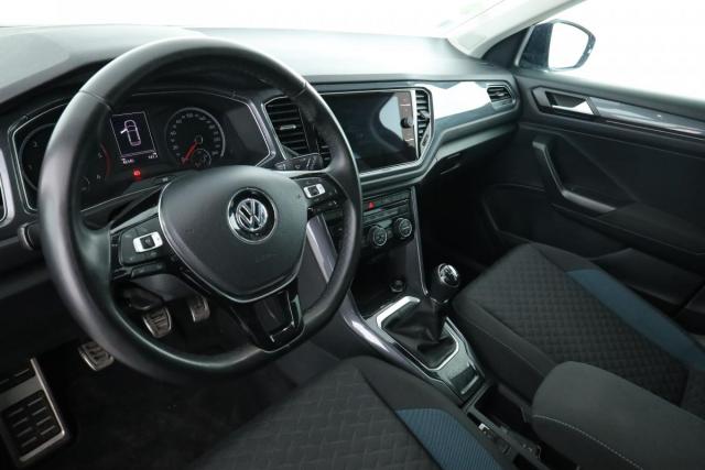Volkswagen T-Roc image 1
