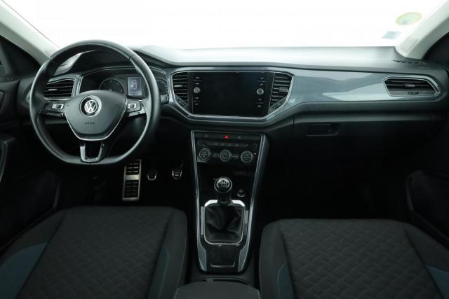 Volkswagen T-Roc image 5