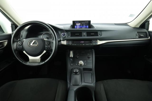 Lexus Ct 200h image 3