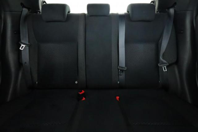Nissan Juke image 8