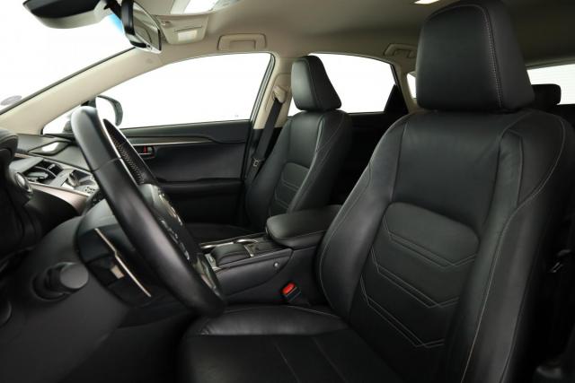 Lexus Nx image 8