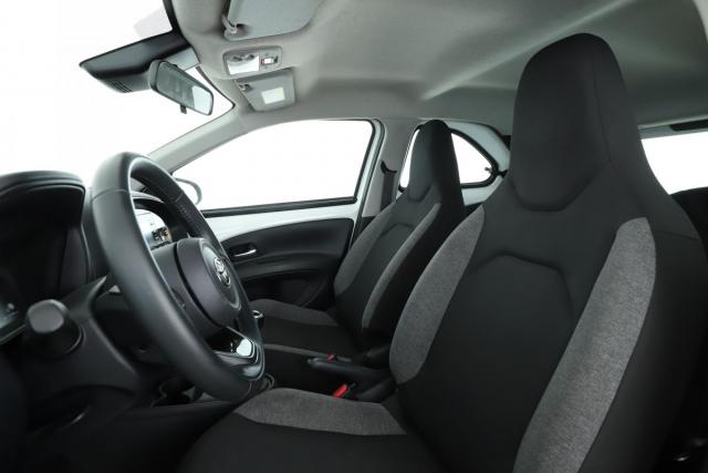 Toyota Aygo X image 9