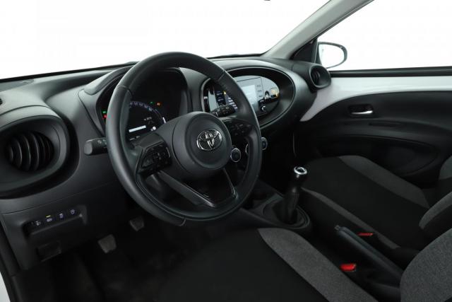 Toyota Aygo X image 2