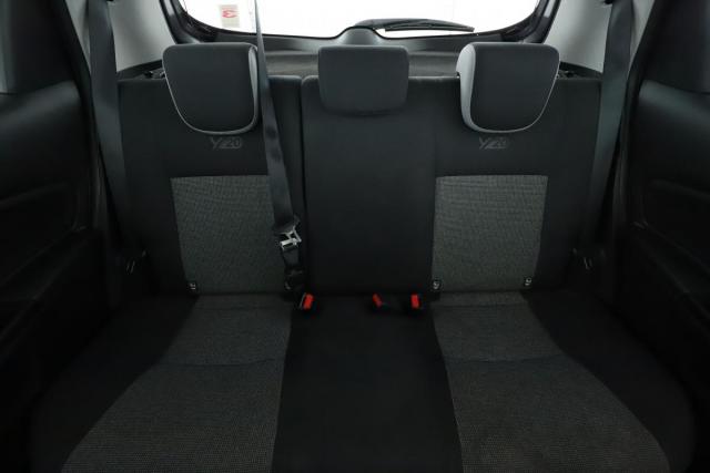 Toyota Yaris image 6