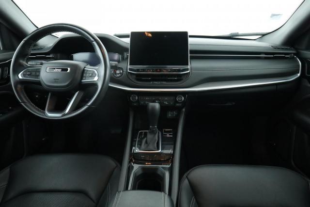Jeep Compass image 2