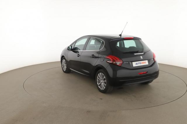 Peugeot 208 image 3