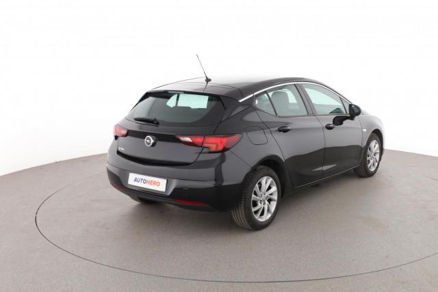 Opel Astra image 9