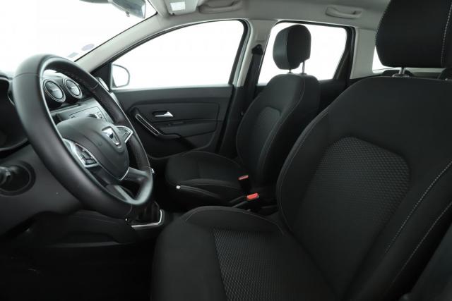 Dacia Duster image 4