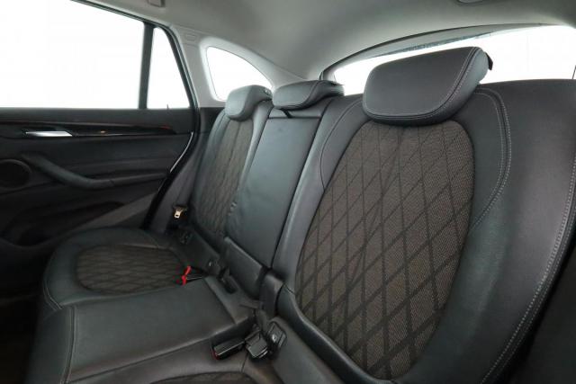 Bmw X1 image 9
