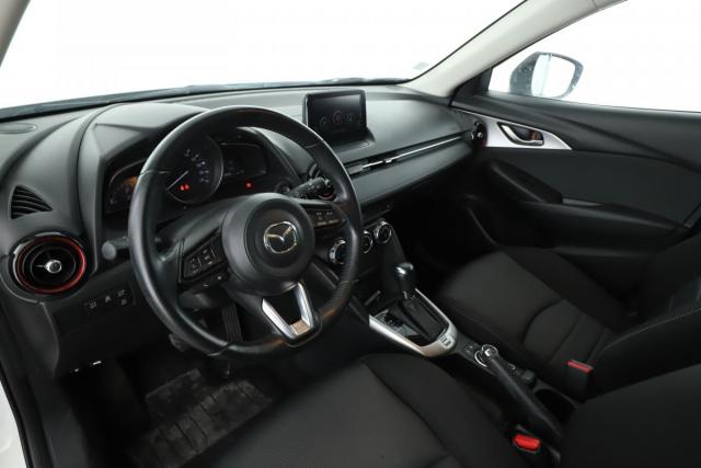 Mazda Cx-3 image 1