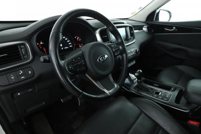 Kia Sorento image 9