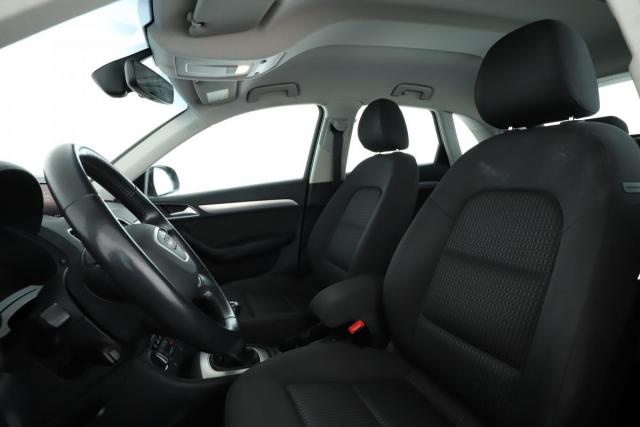 Audi Q3 image 8