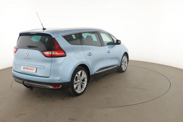 Renault Grand Scénic image 2