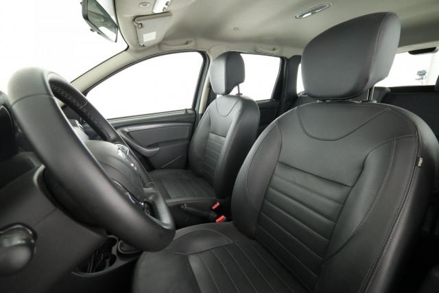 Dacia Duster image 8