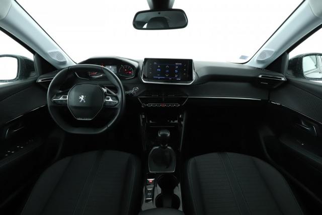 Peugeot 208 image 7