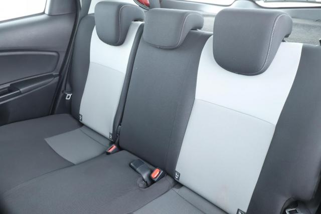 Toyota Yaris image 7