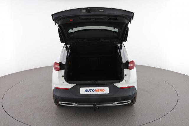 Opel Grandland X image 2