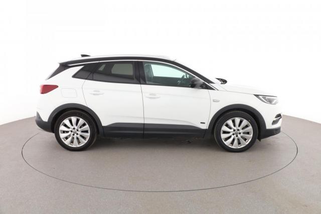 Opel Grandland X image 1