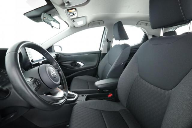 Toyota Yaris image 9