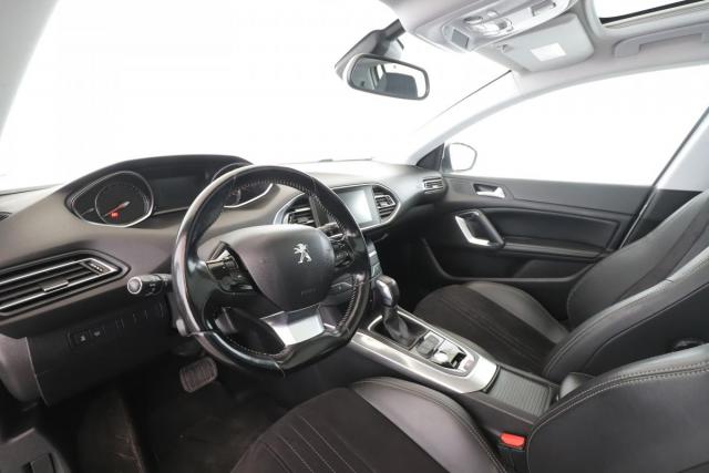 Peugeot 308 image 1