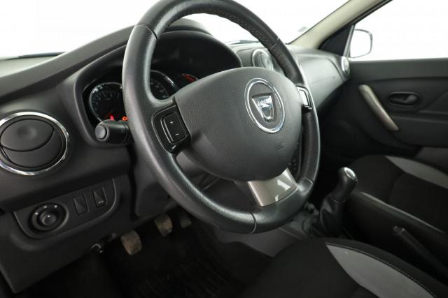Dacia Sandero Ii image 2
