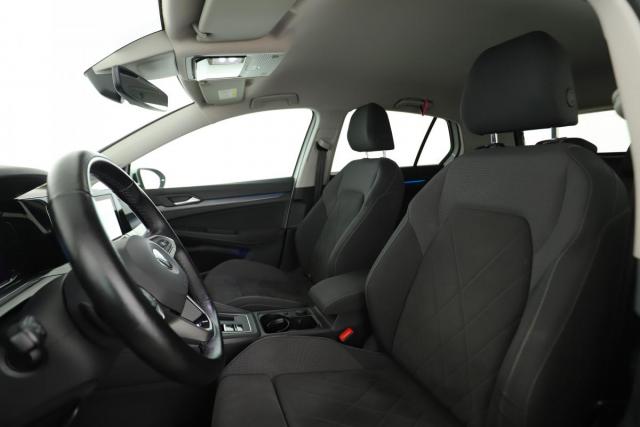 Volkswagen Golf image 1
