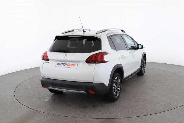 Peugeot 2008 image 1