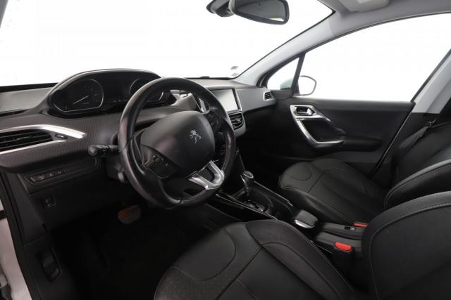 Peugeot 2008 image 4