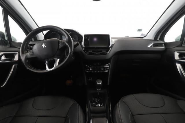 Peugeot 2008 image 6