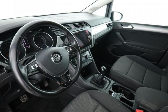 Volkswagen Touran image 7