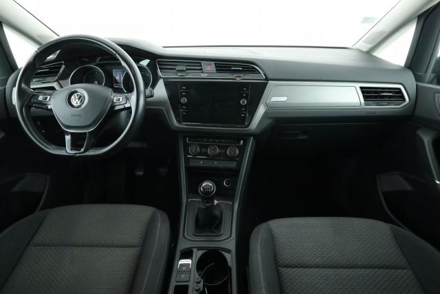 Volkswagen Touran image 4