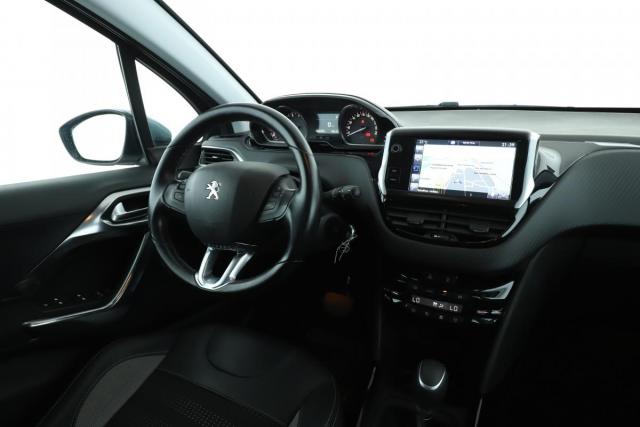 Peugeot 2008 image 6