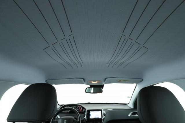 Peugeot 2008 image 7