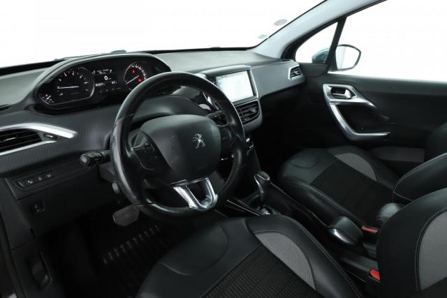 Peugeot 2008 image 9